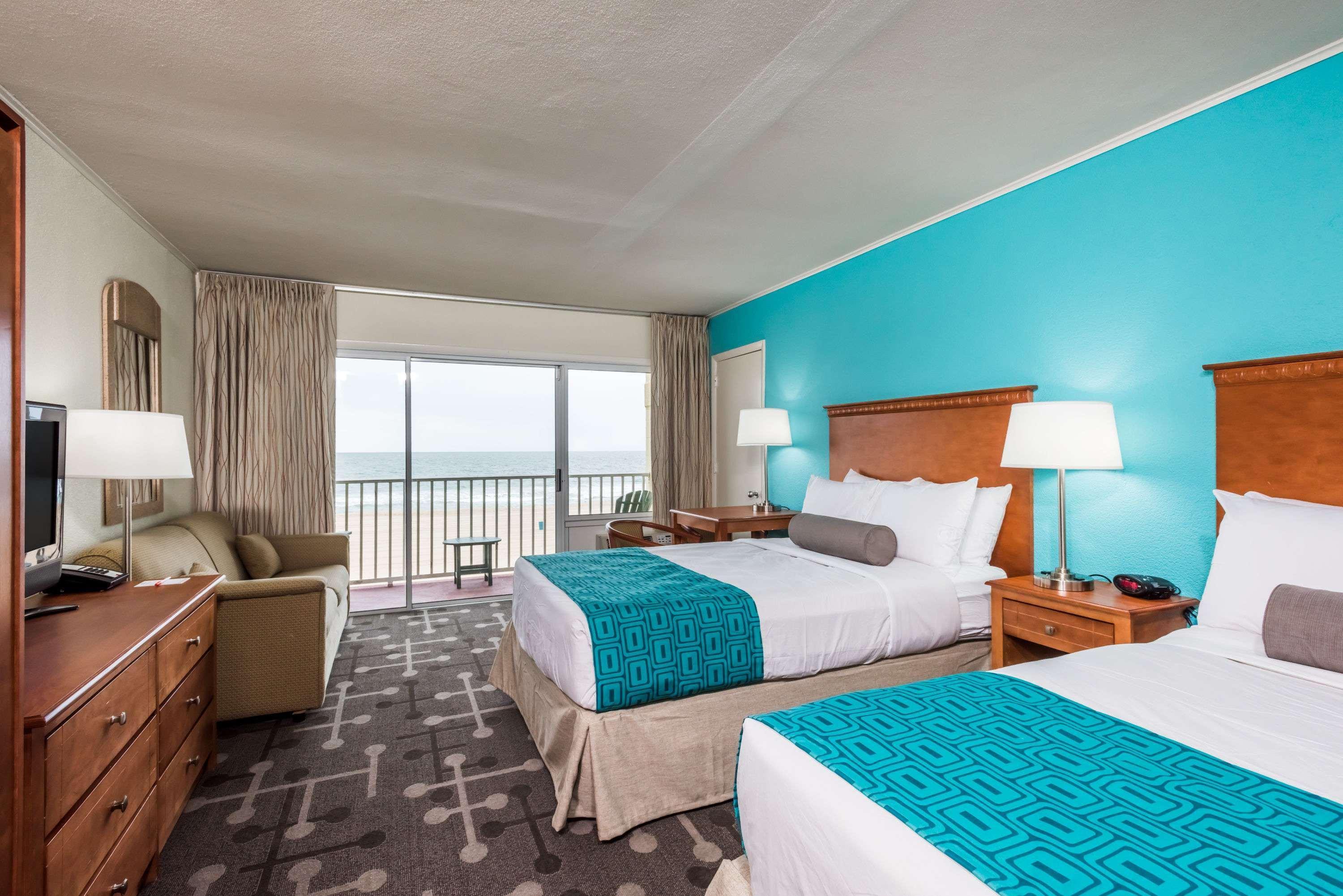 Howard Johnson By Wyndham Ocean City Oceanfront Exterior photo